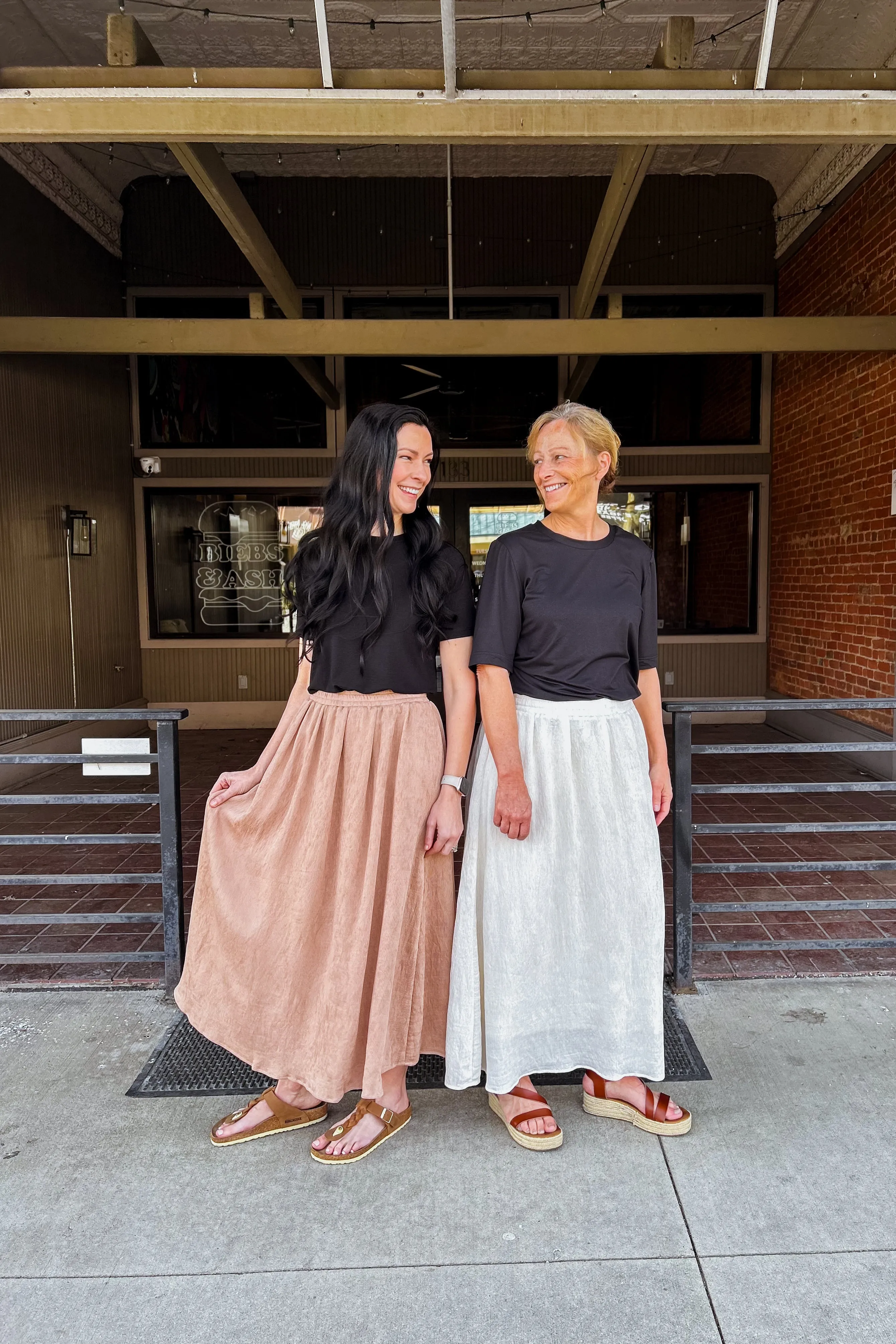 Crinkle Skirt - Natural