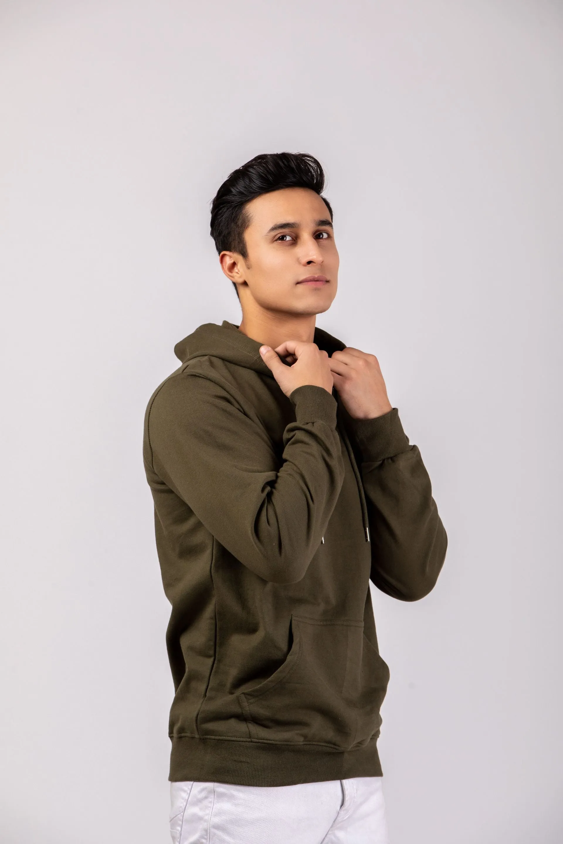 Firangi Yarn Super Soft Cotton Fern Olive Hoodie With Kangaroo Pockets