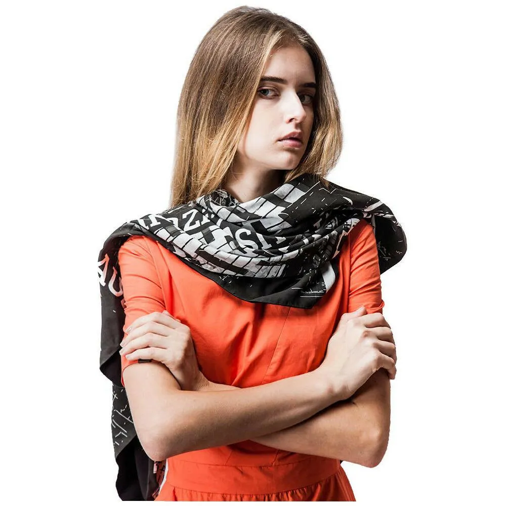 #Geometric Scarf
