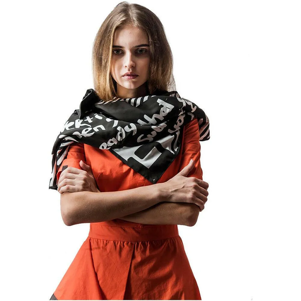 #Geometric Scarf