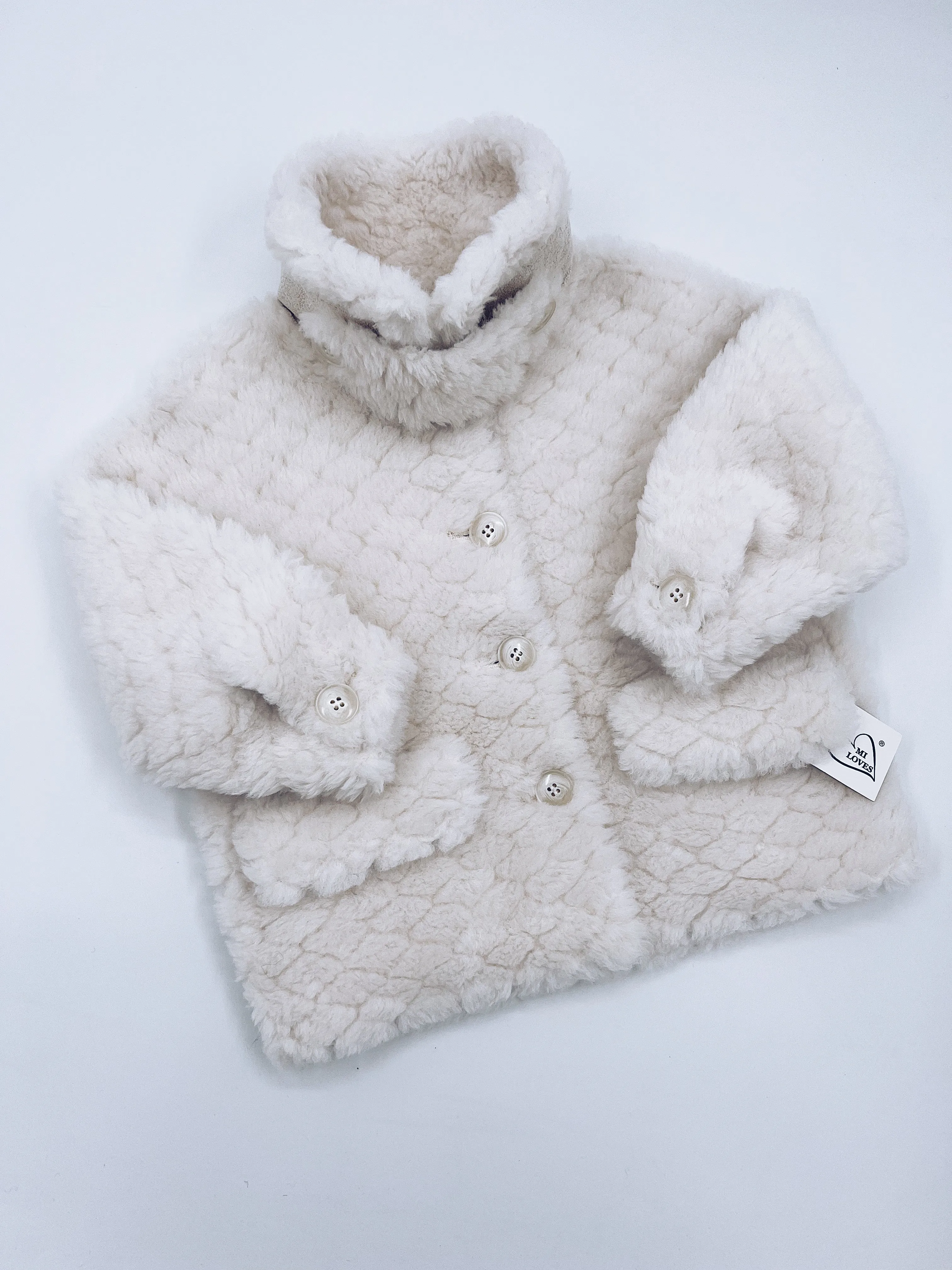 MI LOVES SIGNATURE Shearling Jacket Ivory/Cream.