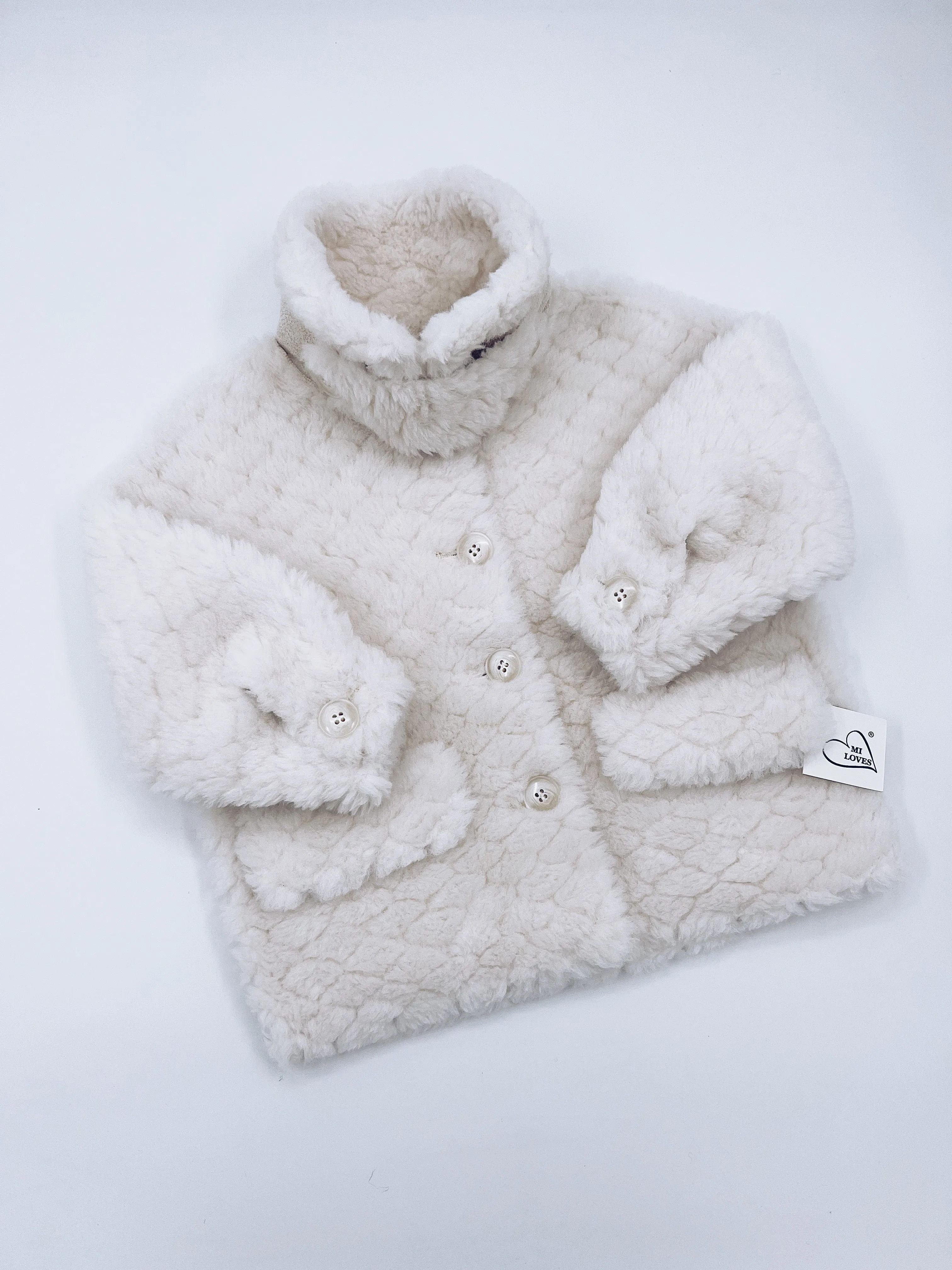 MI LOVES SIGNATURE Shearling Jacket Ivory/Cream.
