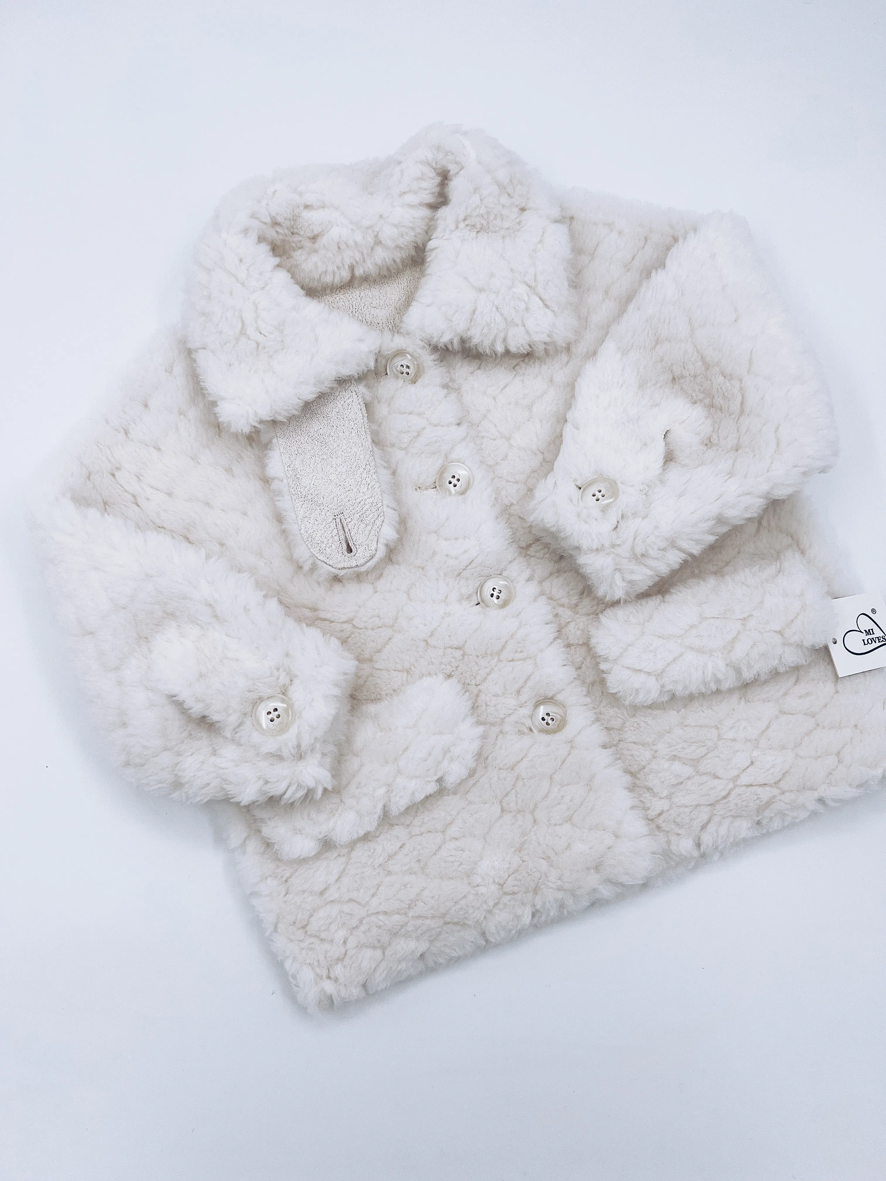 MI LOVES SIGNATURE Shearling Jacket Ivory/Cream.