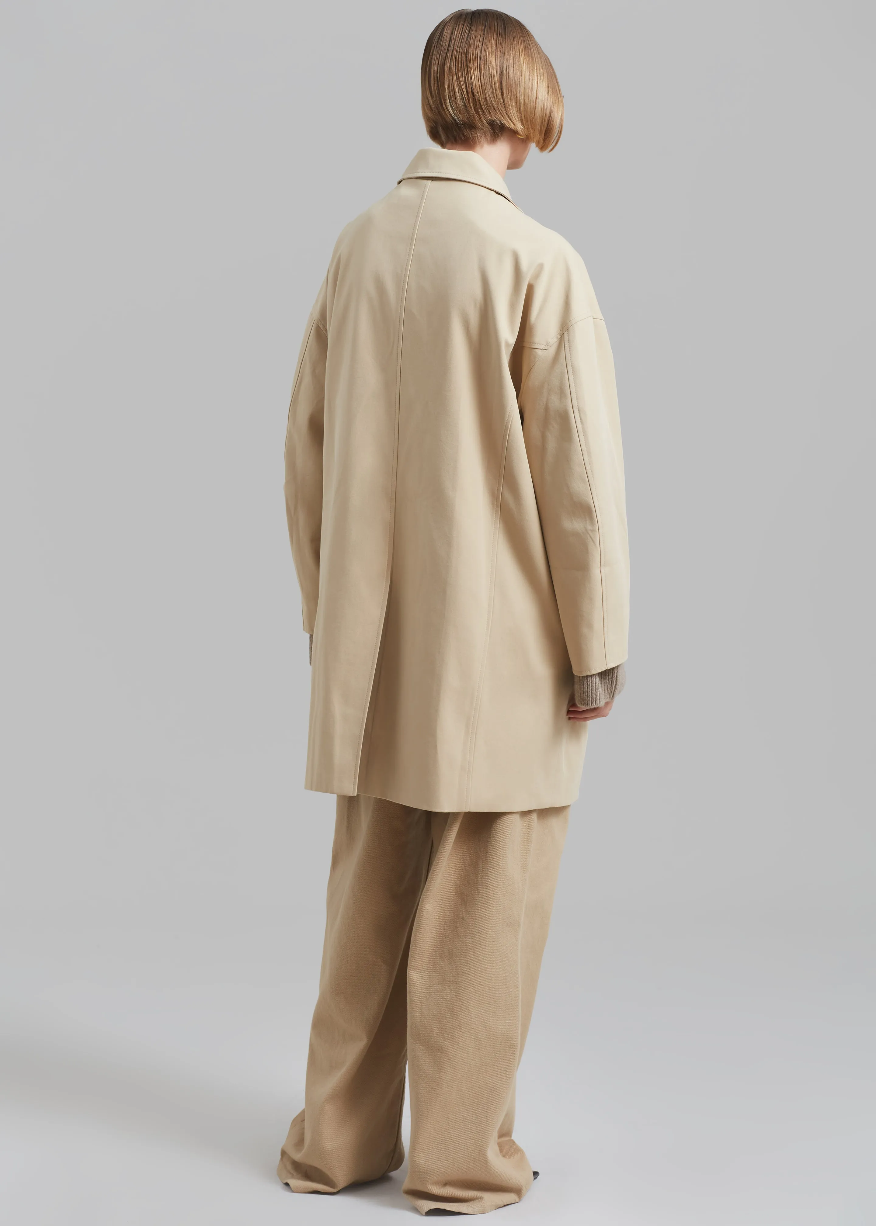 Stevie Peacoat - Beige