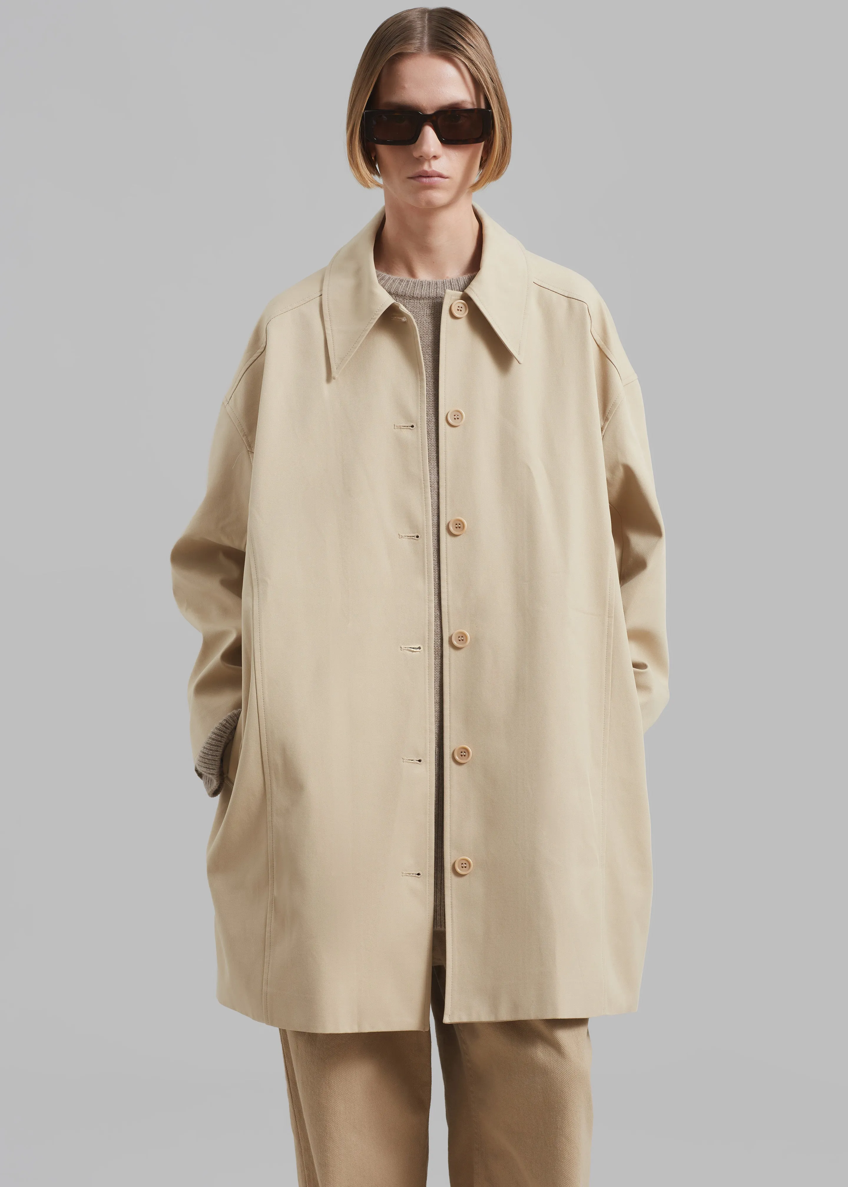 Stevie Peacoat - Beige