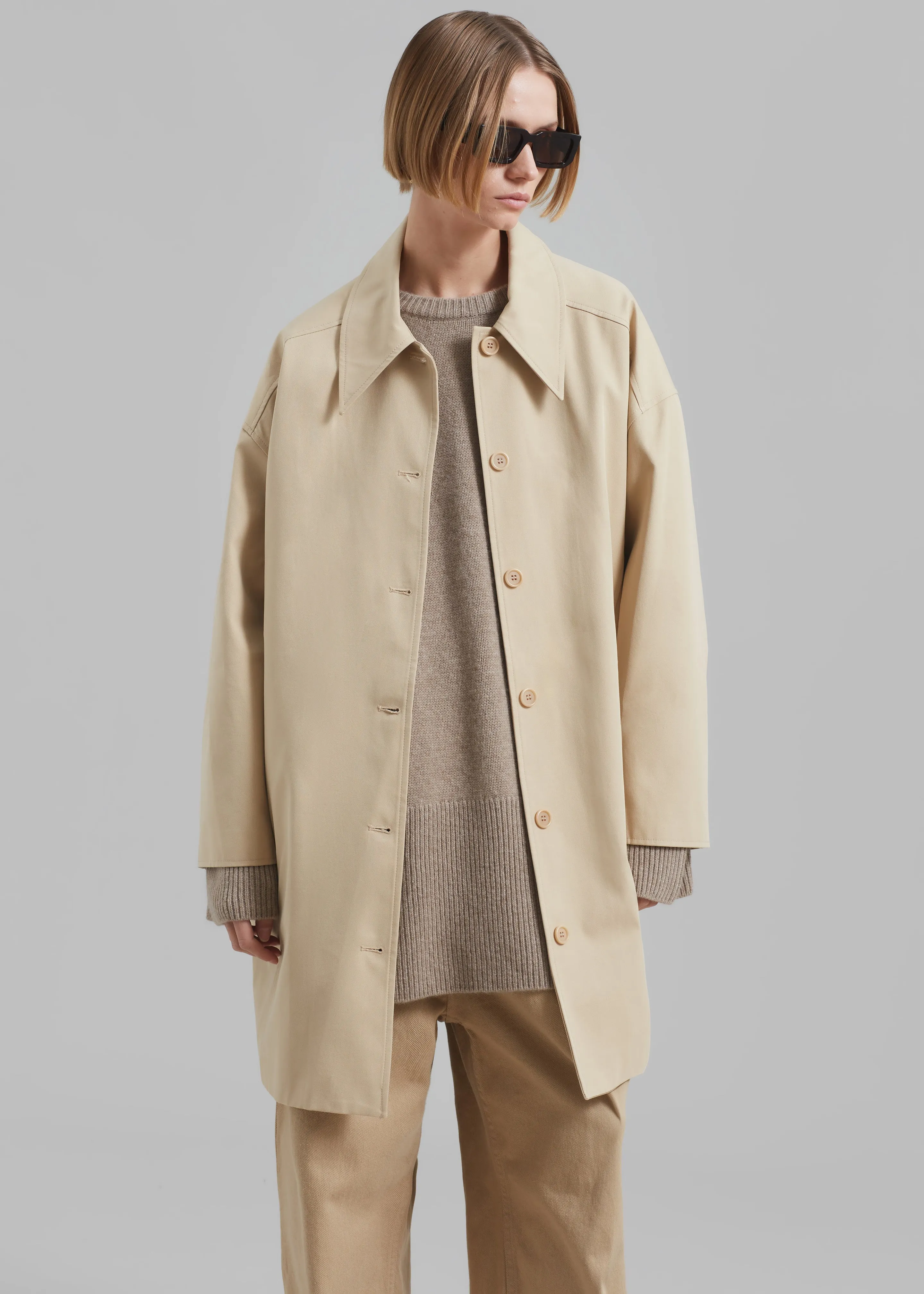 Stevie Peacoat - Beige