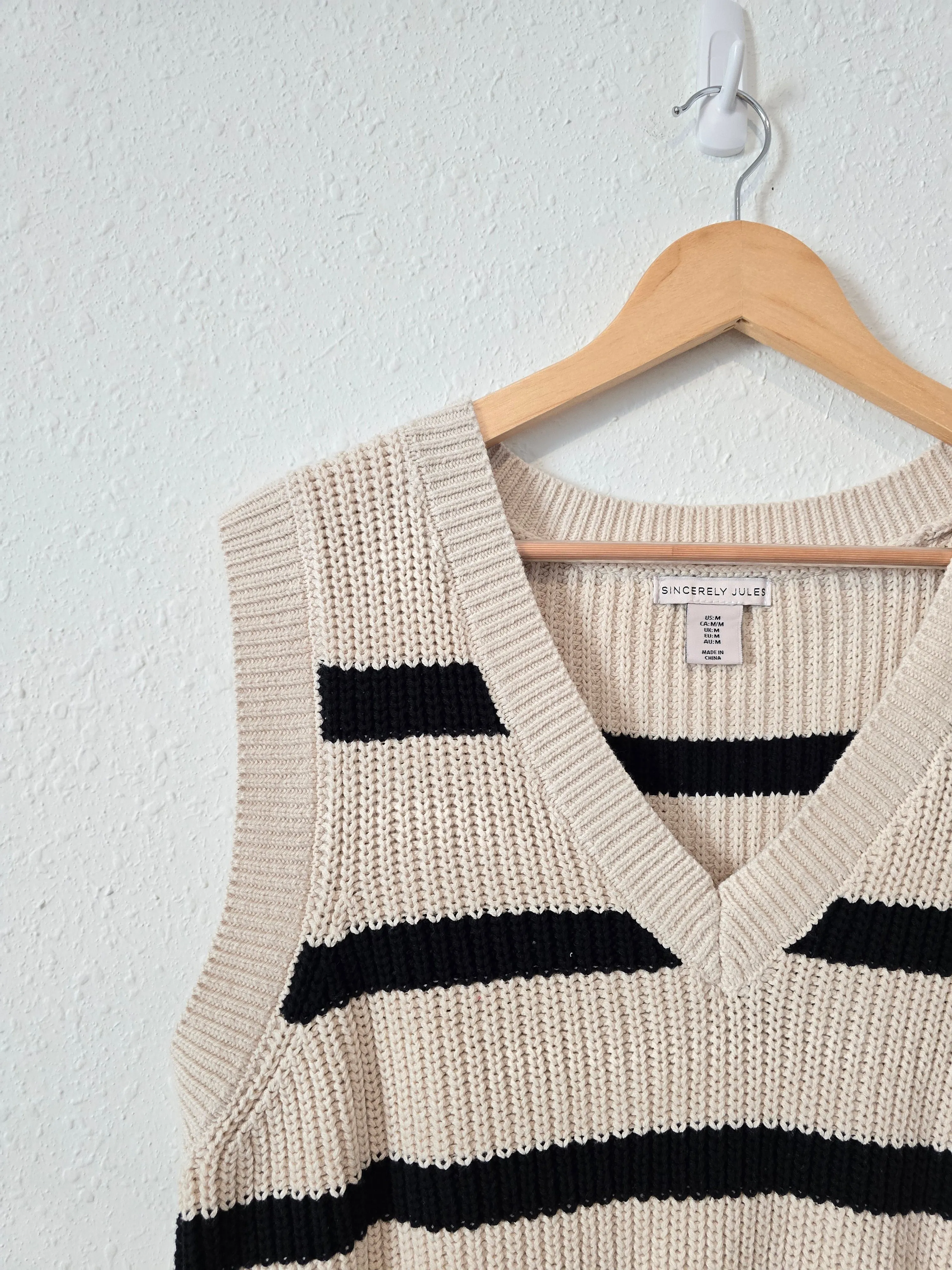 Striped Crop Sweater Vest (M)