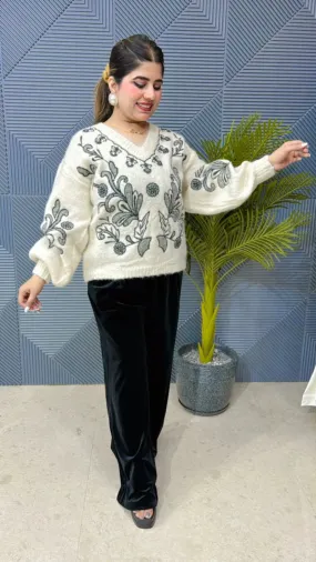Stunning Sweater With Thread Work GGR874